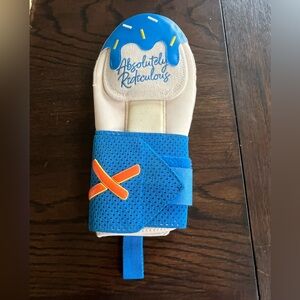 Maya Brady Sliding Mitt -  Absolutely Ridiculous